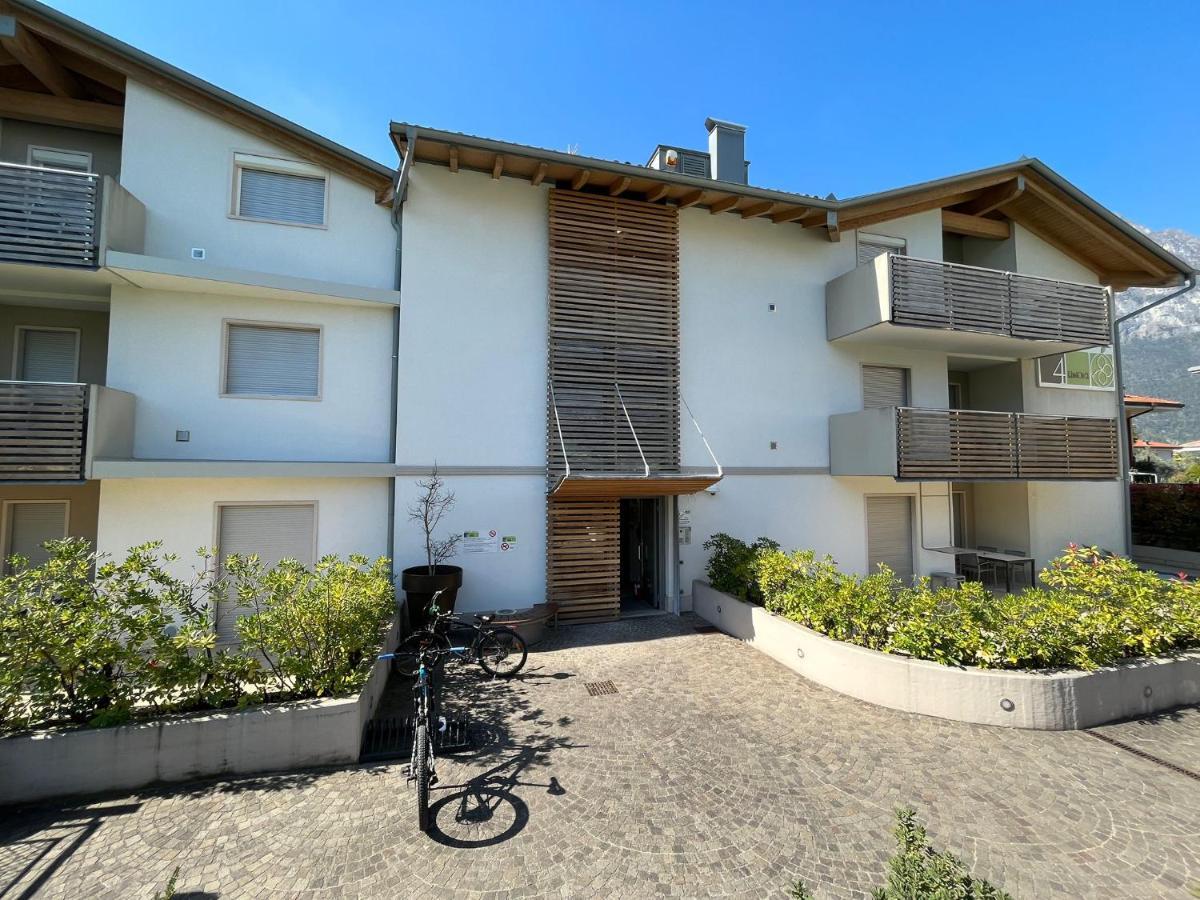 4 Limoni Apartment Resort Riva del Garda Eksteriør bilde