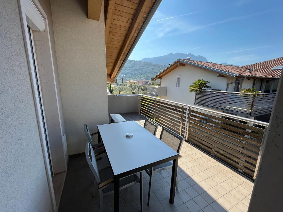 4 Limoni Apartment Resort Riva del Garda Eksteriør bilde