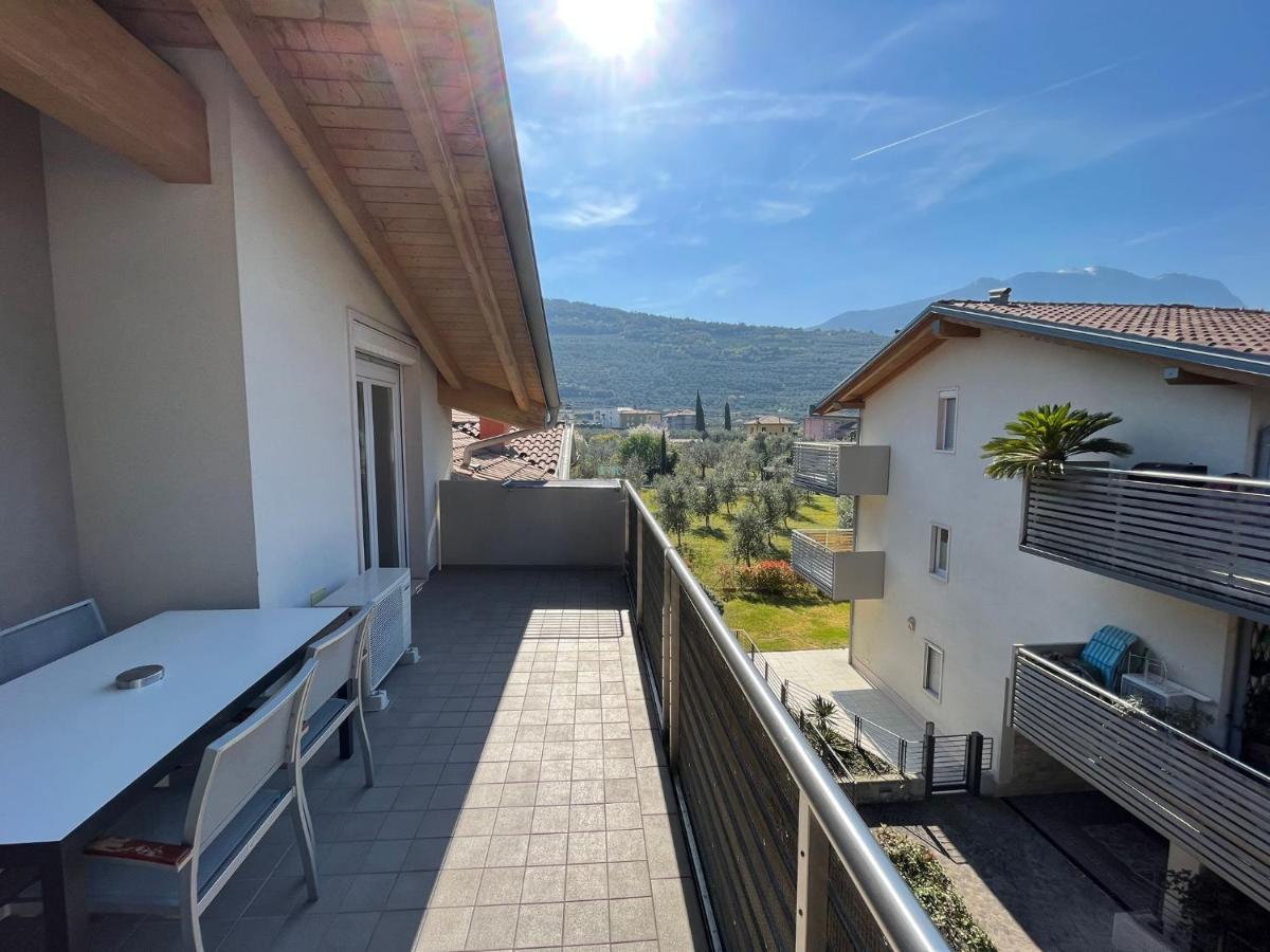 4 Limoni Apartment Resort Riva del Garda Eksteriør bilde
