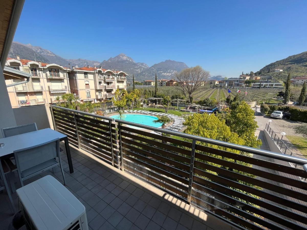 4 Limoni Apartment Resort Riva del Garda Eksteriør bilde