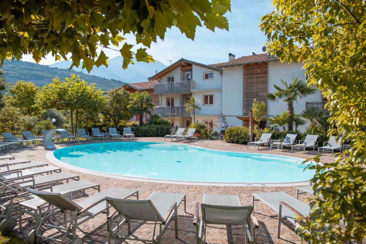 4 Limoni Apartment Resort Riva del Garda Eksteriør bilde
